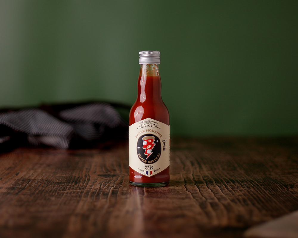 sauce-pizza-piquante_mais-martin-pizza-cosy